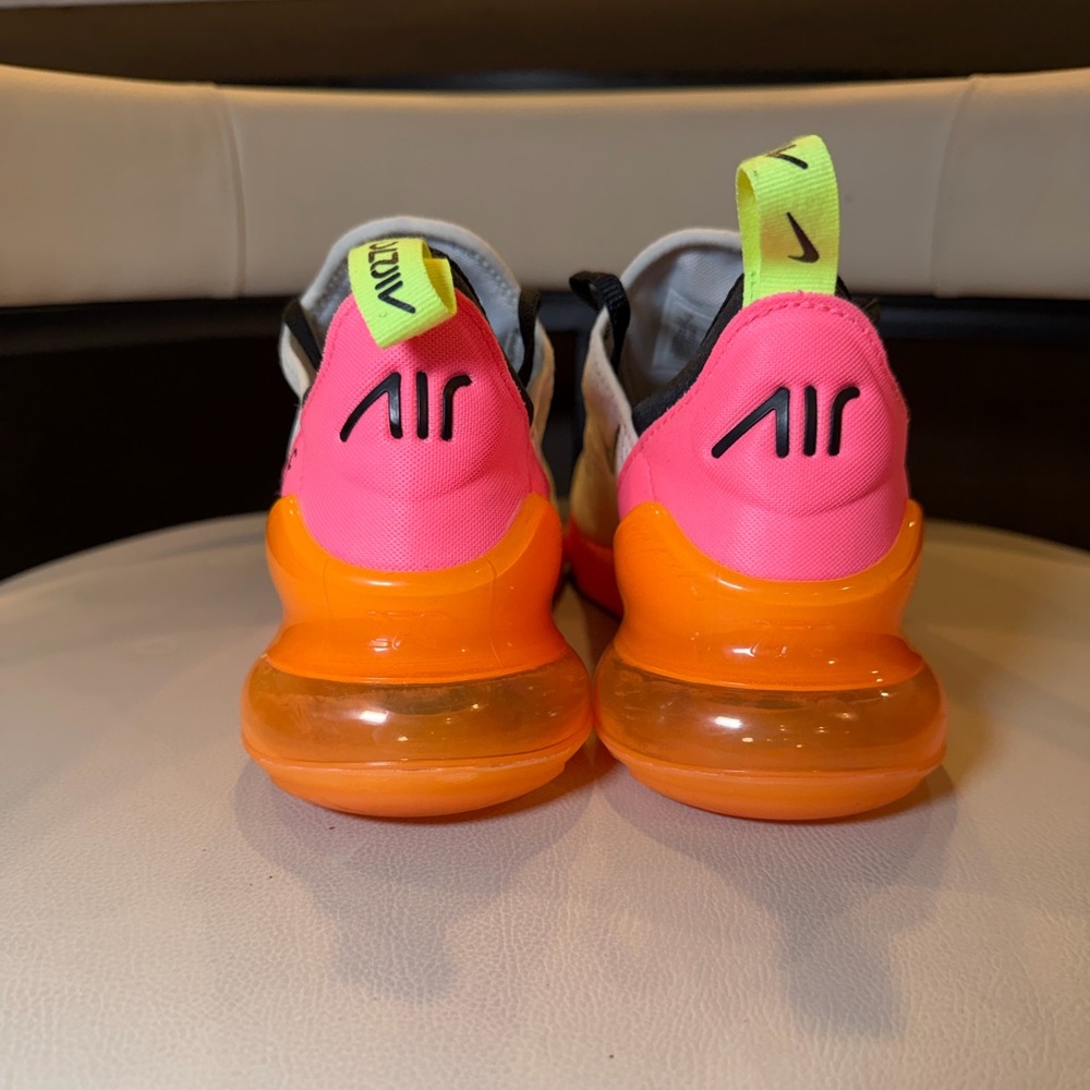 Nike Air Max 270 Women’s – Summit White / Sunset Pulse – Size 7 - Picture 4 of 7